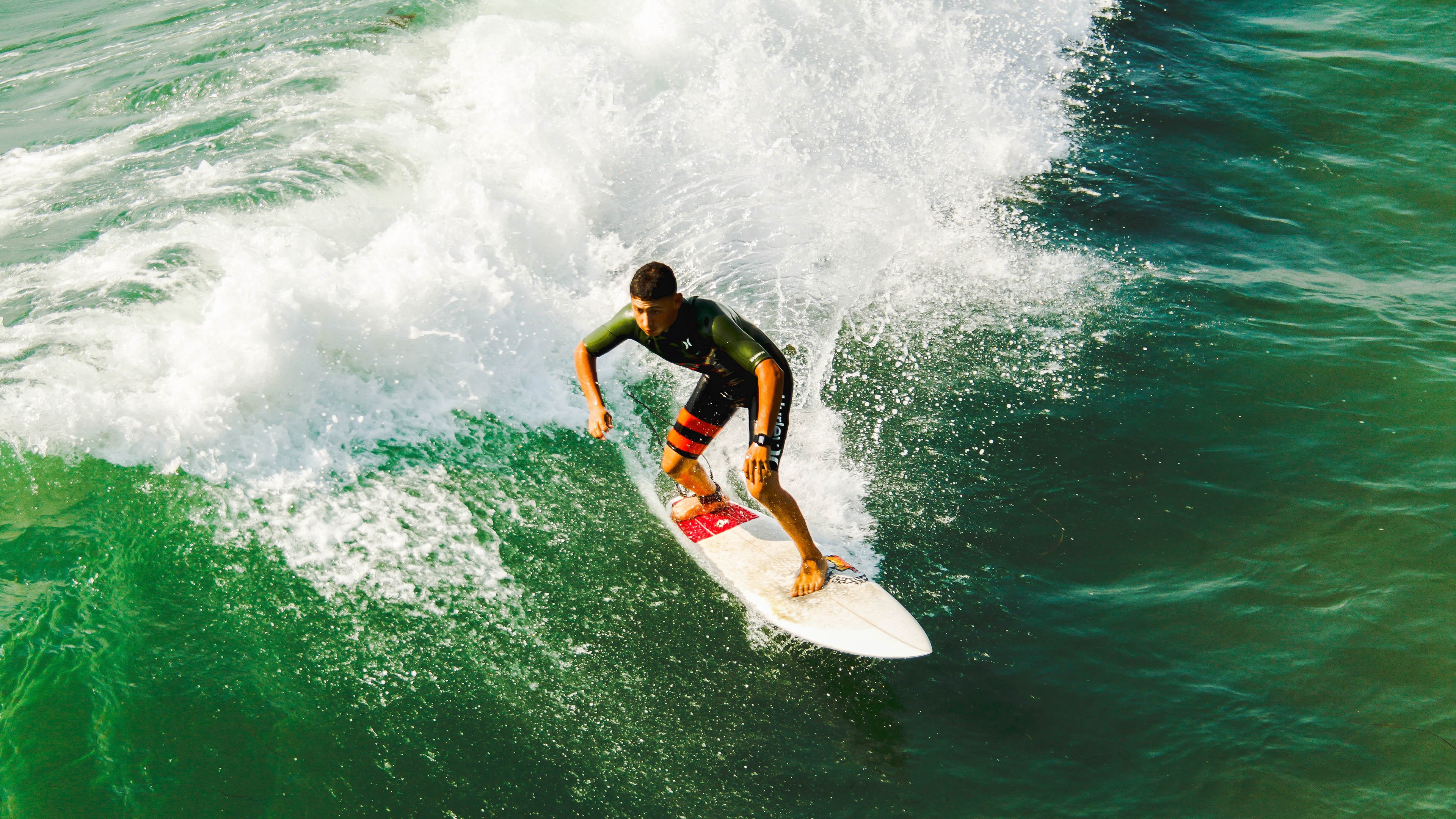 促进足球运动普及的公益广告深入人心，足球公益活动策划方案
